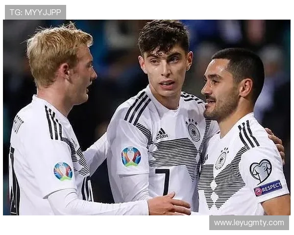 穆西亚拉vs京多安 中场角色定位与战术适配差异分析