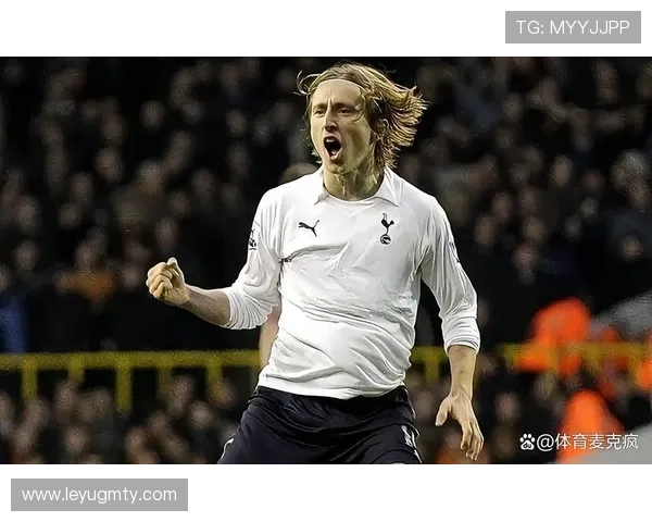 莫德里奇与克罗斯：组织重心由后置转向前置的分化