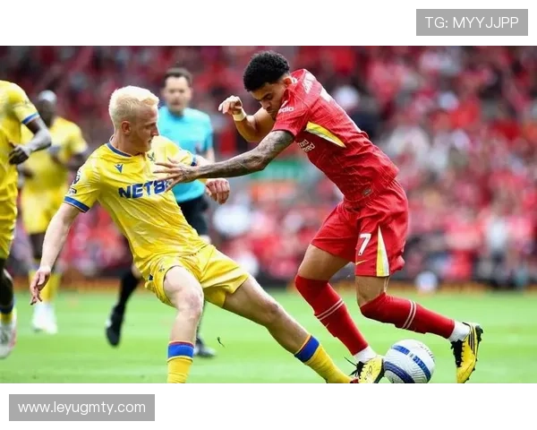 利物浦重返英超争冠行列，球队争冠形势变化与关键战表现面临考验。